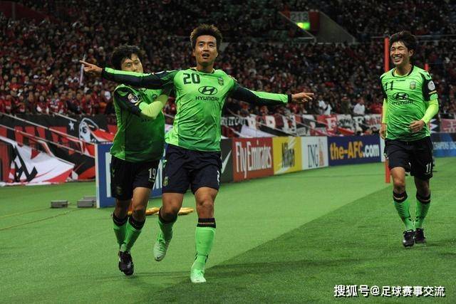 世界杯-劳塔罗92分绝杀 阿根廷2-1逆转英格兰进决赛